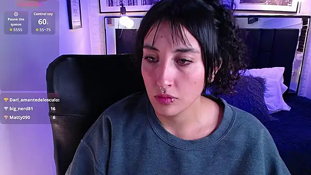 Snapshot of ladyraing chatting on February 28, 9:43 am ladyraing online show from February 28, 9:43 am