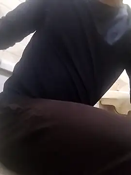 Dareblast online show from April 3, 5:55 pm