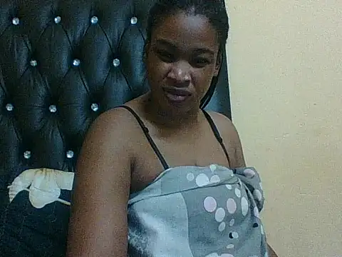 Snapshot of Juicylipss88 chatting on February 22, 12:04 pm Juicylipss88 online show from February 22, 12:04 pm