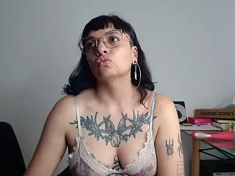 LanaGodard online show from March 5, 3:52 pm