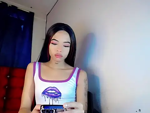 DahliaGill online show from June 8, 4:51 pm