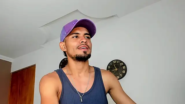 neyder sanz online show from February 20, 12:49 pm