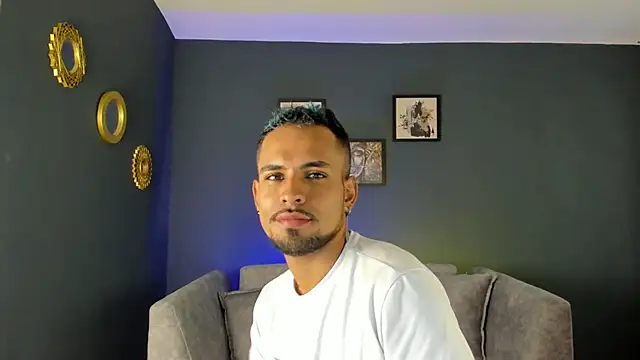 neyder sanz online show from March 7, 1:52 pm