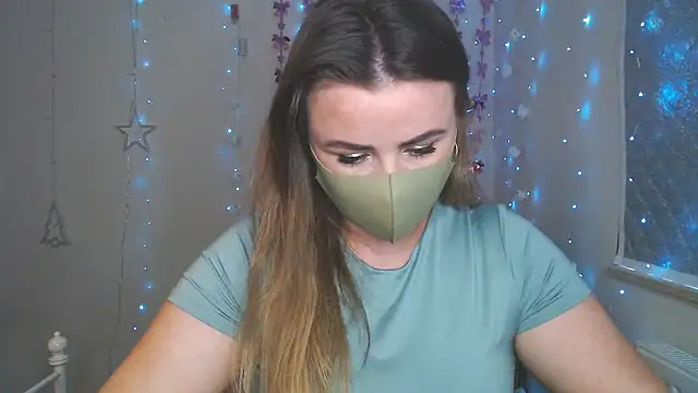 Avelina1 online show from April 22, 9:44 am