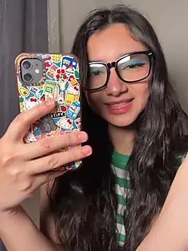 Chinicr18 online show from April 21, 5:03 am