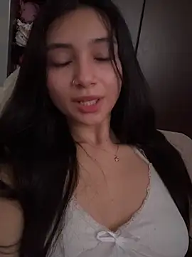 Chinicr18 online show from April 26, 1:42 pm