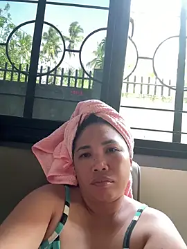 lady candy85 online show from April 11, 7:35 am