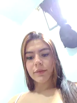 Snapshot of EmiNavarro chatting on July 12, 8:11 pm EmiNavarro online show from July 12, 8:11 pm