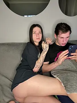 chilhorny online show from March 7, 4:48 pm