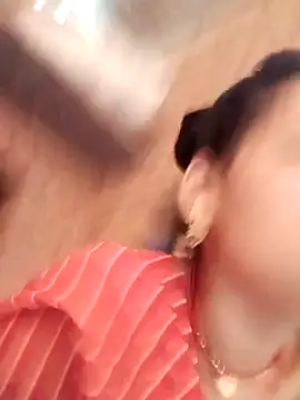 Hot ree64 online show from April 22, 7:44 am