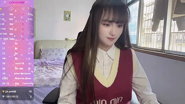 Snapshot of Fairy-615 chatting on April 30, 8:20 am Fairy-615 online show from April 30, 8:20 am