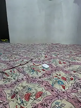 Snapshot of shanu_0 chatting on June 11, 12:32 am shanu 0 online show from June 11, 12:32 am