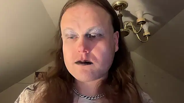 RaeganV online show from March 1, 1:57 pm