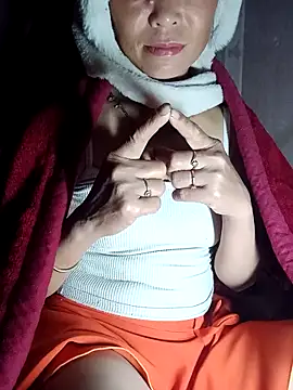 witch-xx online show from April 18, 7:18 pm