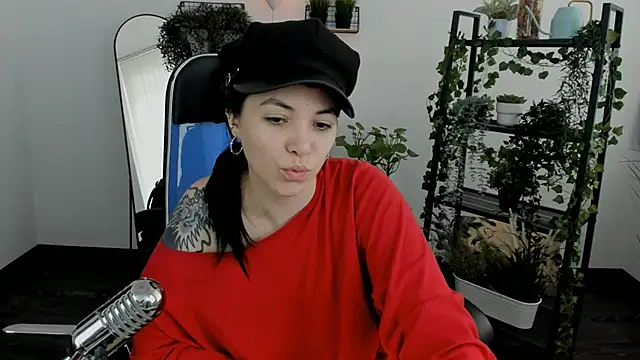 Snapshot of NeoGeisha chatting on May 8, 1:16 pm NeoGeisha online show from May 8, 1:16 pm