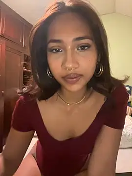 lyla luv online show from March 7, 9:56 pm