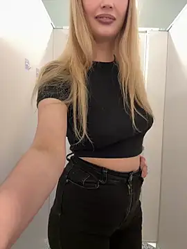 blonde exe online show from February 10, 3:49 pm