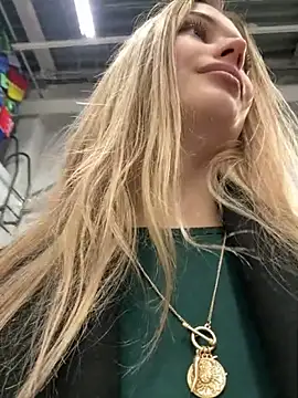 blonde exe online show from April 29, 3:16 pm