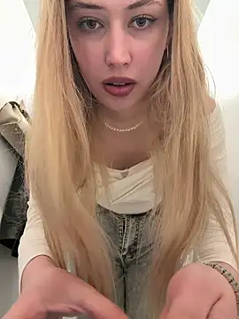blonde exe online show from May 14, 4:14 pm