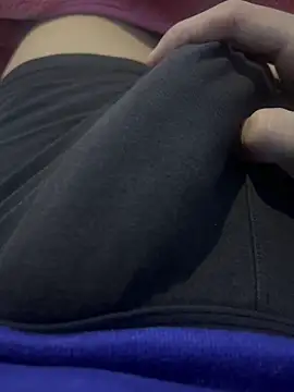 Snapshot of bigdick_bigcum1 chatting on March 3, 1:12 am bigdick bigcum1 online show from March 3, 1:12 am