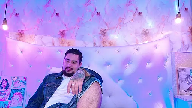 SasshaSpicy online show from April 17, 1:36 pm