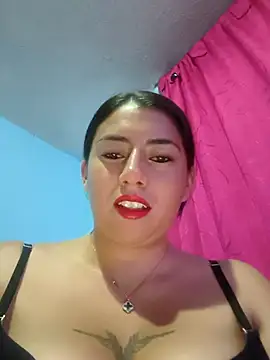 ashleymonroe4 online show from April 25, 2:03 am