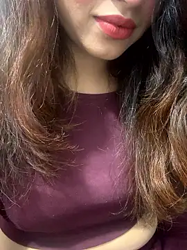 riya sharma11 online show from April 20, 4:21 pm