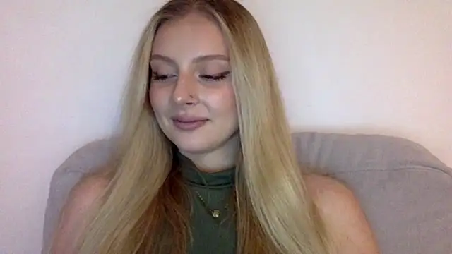 MayaWetDream online show from February 10, 5:28 pm