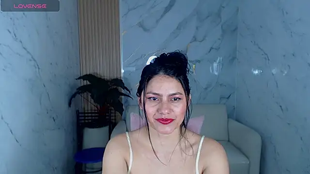 rox luxury tf online show from March 6, 1:07 pm