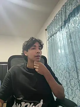 Pedestal diamant online show from March 2, 10:38 pm