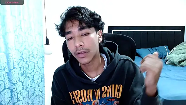 Pedestal diamant online show from March 14, 12:06 am