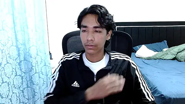 Pedestal diamant online show from April 26, 11:02 pm