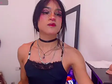 moonlyvelvet online show from March 11, 11:33 pm