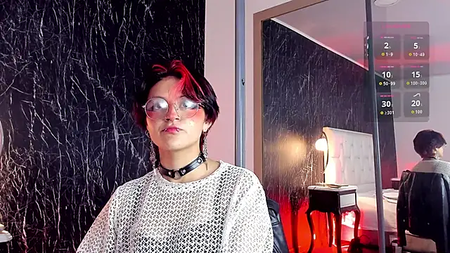 YuuMiko online show from February 25, 12:15 pm