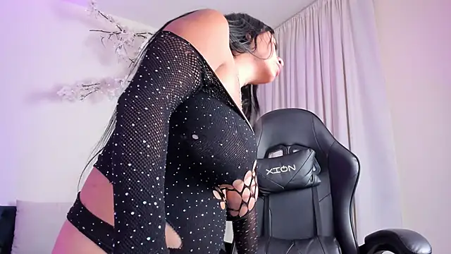 Jimena Adams online show from March 27, 9:14 pm