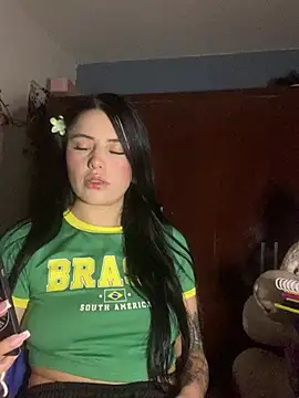 Snapshot of Sofii7 chatting on February 6, 12:48 am Sofii7 online show from February 6, 12:48 am