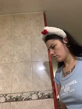 Snapshot of Sofii7 chatting on March 6, 10:39 pm Sofii7 online show from March 6, 10:39 pm