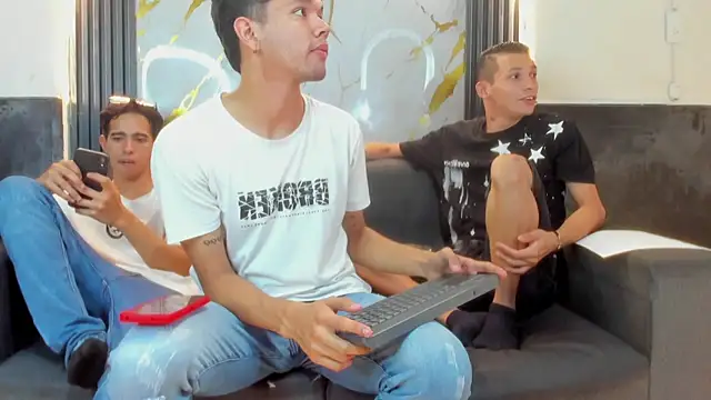 Wonka 1 online show from February 10, 4:05 am