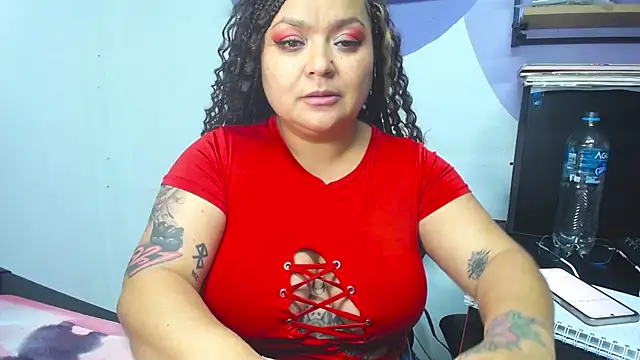 SweettSin online show from February 12, 11:44 pm