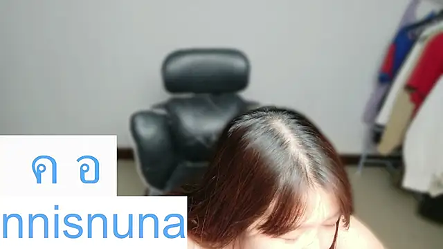 Snapshot of nunanunanuna chatting on June 27, 2:23 pm nunanunanuna online show from June 27, 2:23 pm
