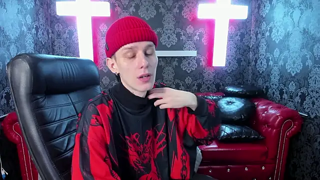 Snapshot of PackBev chatting on March 7, 8:50 pm PackBev online show from March 7, 8:50 pm