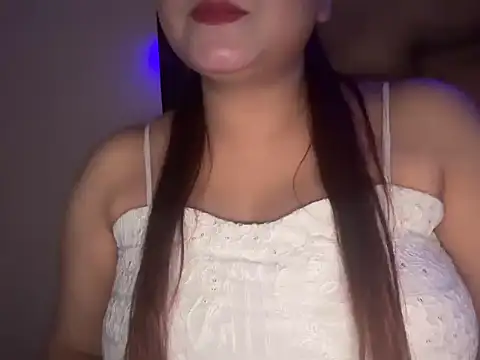 Hersheykaur online show from February 14, 6:54 am