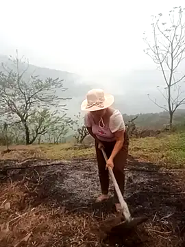 Snapshot of cuunon11 chatting on March 5, 12:28 am cuunon11 online show from March 5, 12:28 am