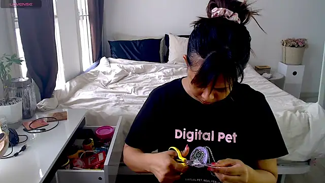 Snapshot of MyAsianWaifu chatting on July 10, 3:22 am MyAsianWaifu online show from July 10, 3:22 am