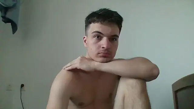 MrPine19 online show from February 19, 3:13 am