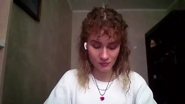 DeanneGilcher online show from February 18, 9:05 am