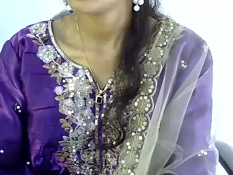 Snapshot of Mehaak_ chatting on May 15, 9:27 am Mehaak online show from May 15, 9:27 am