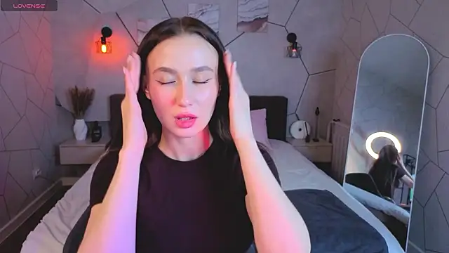  Kiki angel  online show from March 15, 9:26 am