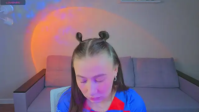  Kiki angel  online show from April 21, 1:42 am