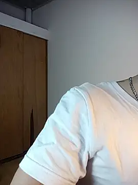 Emmanuel Lust online show from February 25, 12:26 pm